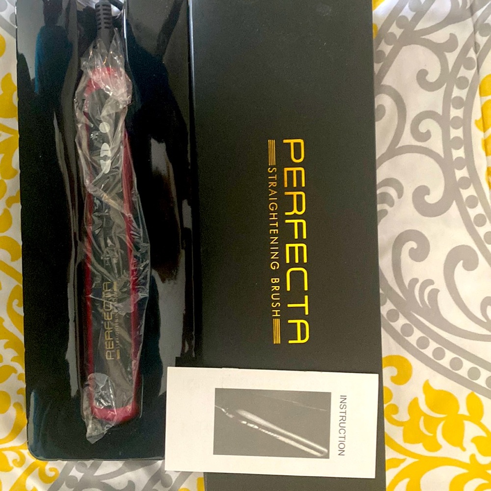 Brand new Perfeccta straightening brush